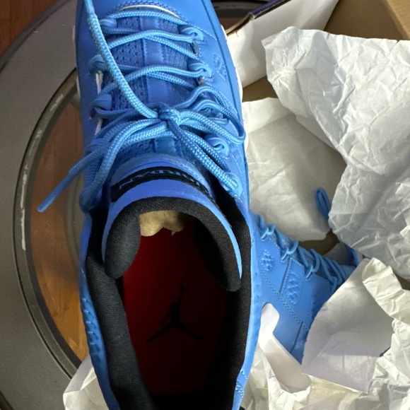 Brand New Air Jordan 9 Retro Low- Pantone - Picture 16 of 17